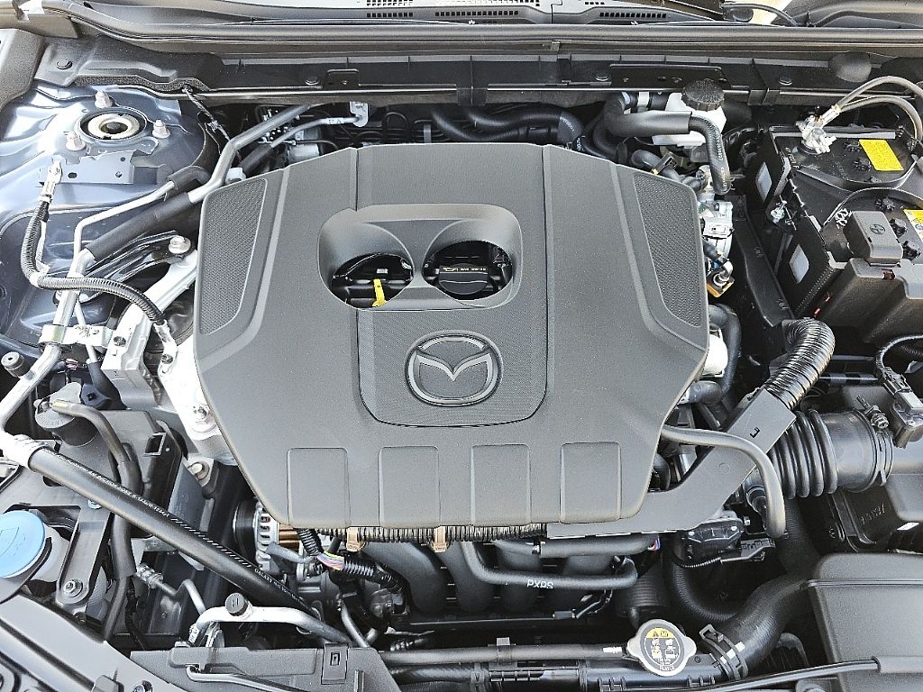 2025 Mazda Mazda3 Hatchback 2.5 s Carbon photo 13