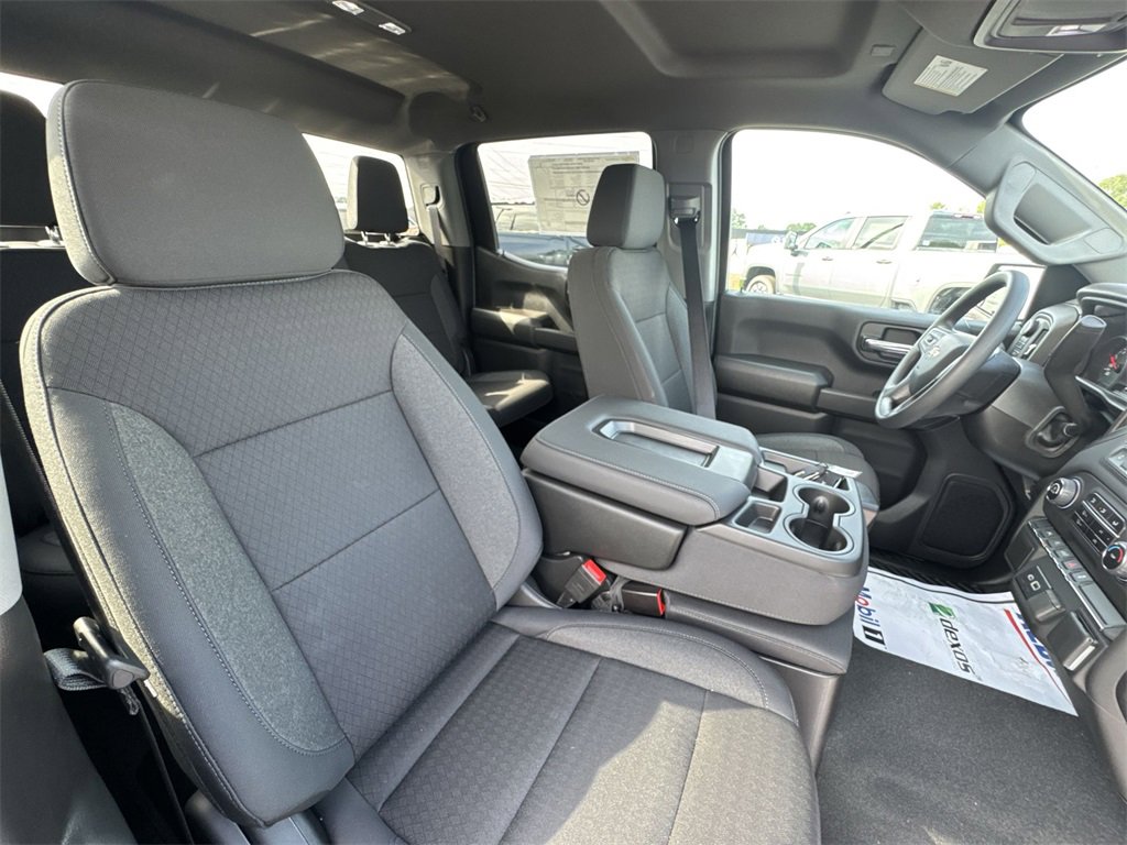 2026 Chevrolet Silverado 1500 Custom photo 21
