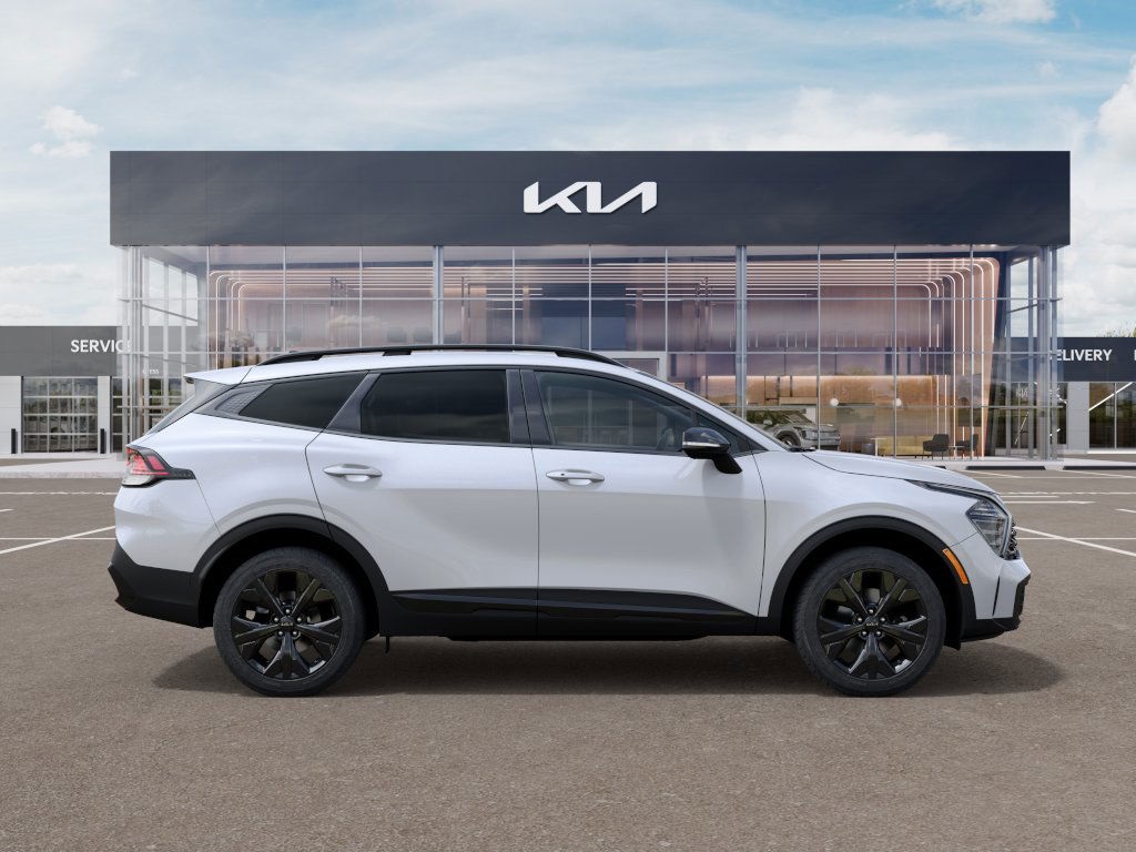 2025 Kia Sportage X-Line photo 2