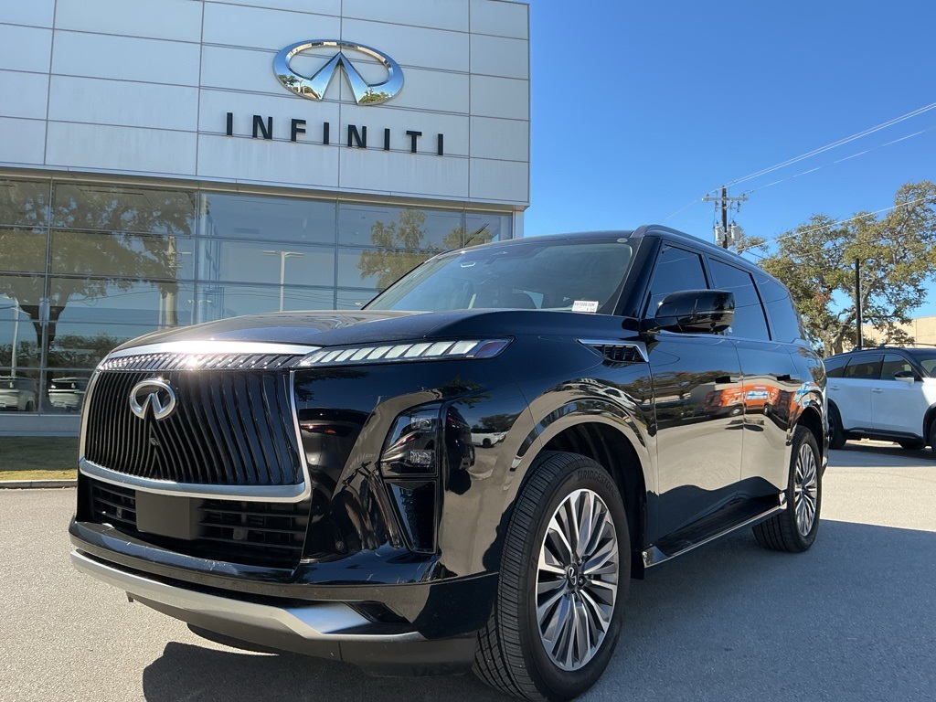 2025 INFINITI QX80 Sensory 4WD's photo