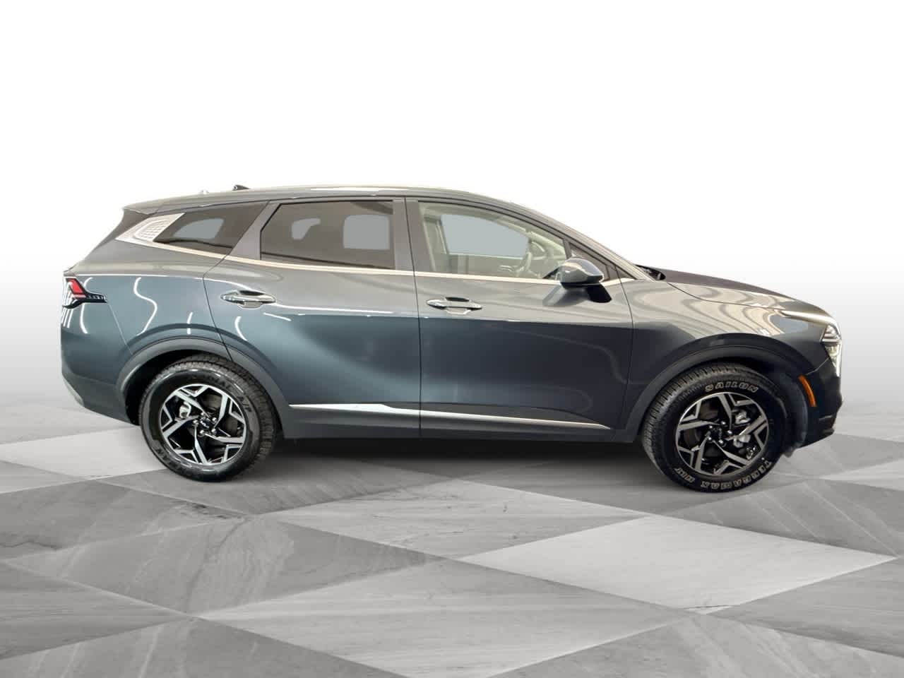 2024 Kia Sportage LX photo 9