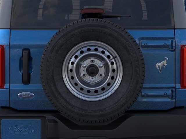 2025 Ford Bronco Base photo 22