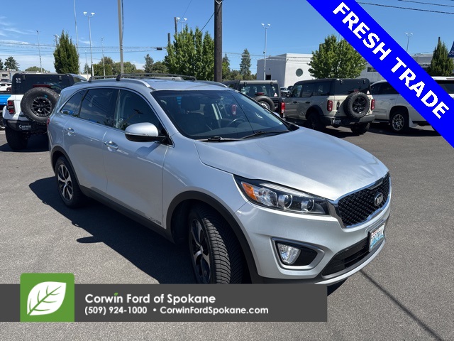 Used 2017 Kia Sorento EX with VIN 5XYPHDA58HG287411 for sale in Spokane Valley, WA