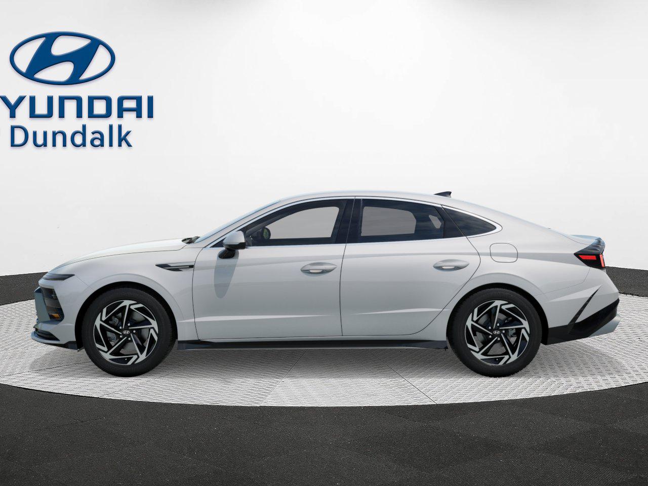 2026 Hyundai Sonata SEL Sport photo 3