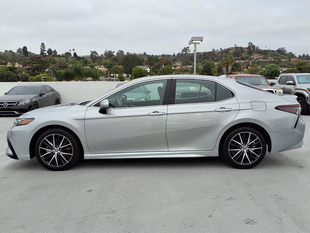 2024 Toyota Camry SE photo 22