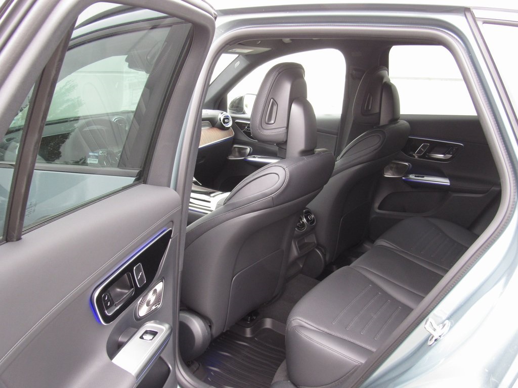 2026 Mercedes Benz GLC 300 4MATIC photo 9
