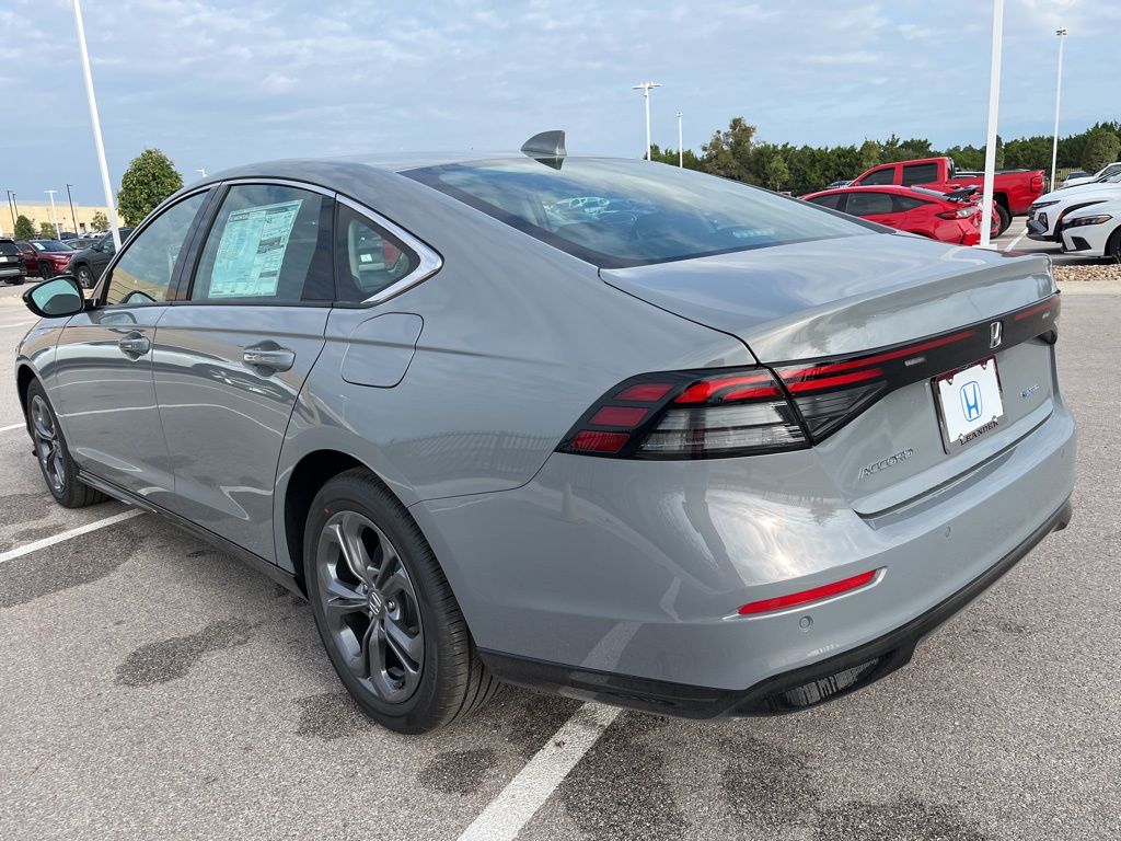 2025 Honda Accord Hybrid EX-L photo 4