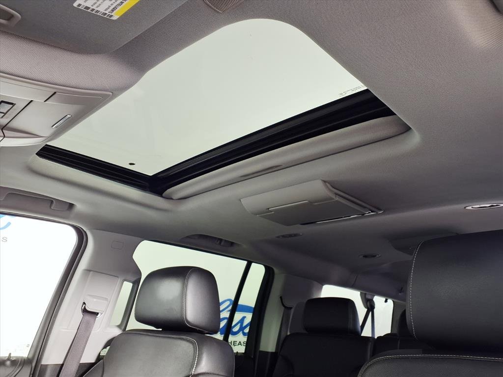 2017 Gmc Yukon XL SLT photo 7