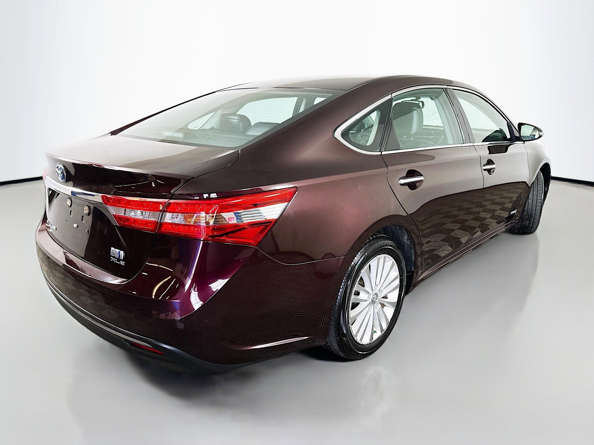 2013 Toyota Avalon Hybrid XLE Premium photo 7