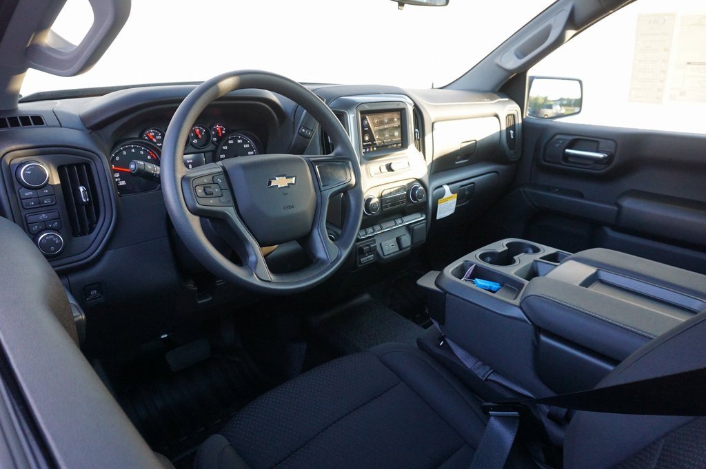 2026 Chevrolet Silverado 1500 photo 9