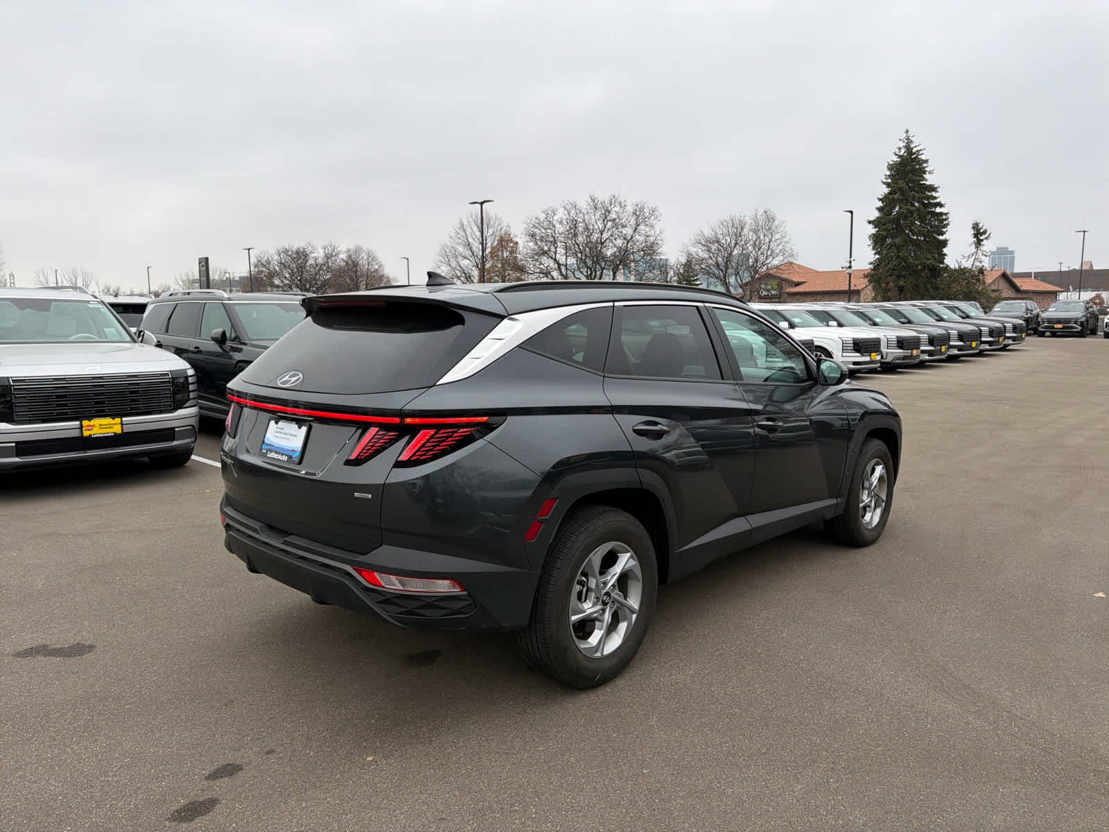 2023 Hyundai Tucson SEL photo 2