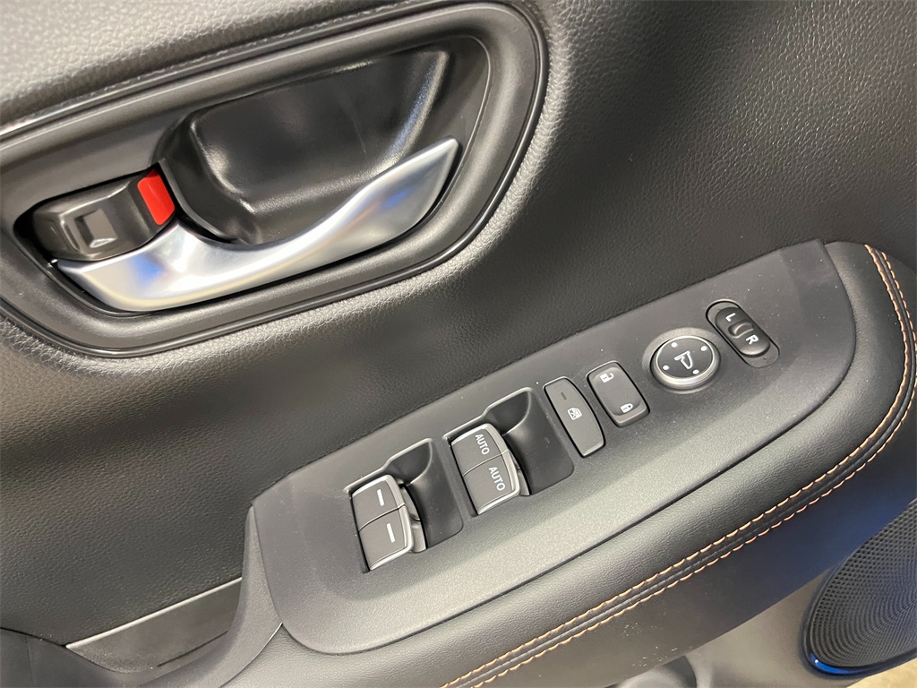 2026 Honda HR-V Sport photo 13