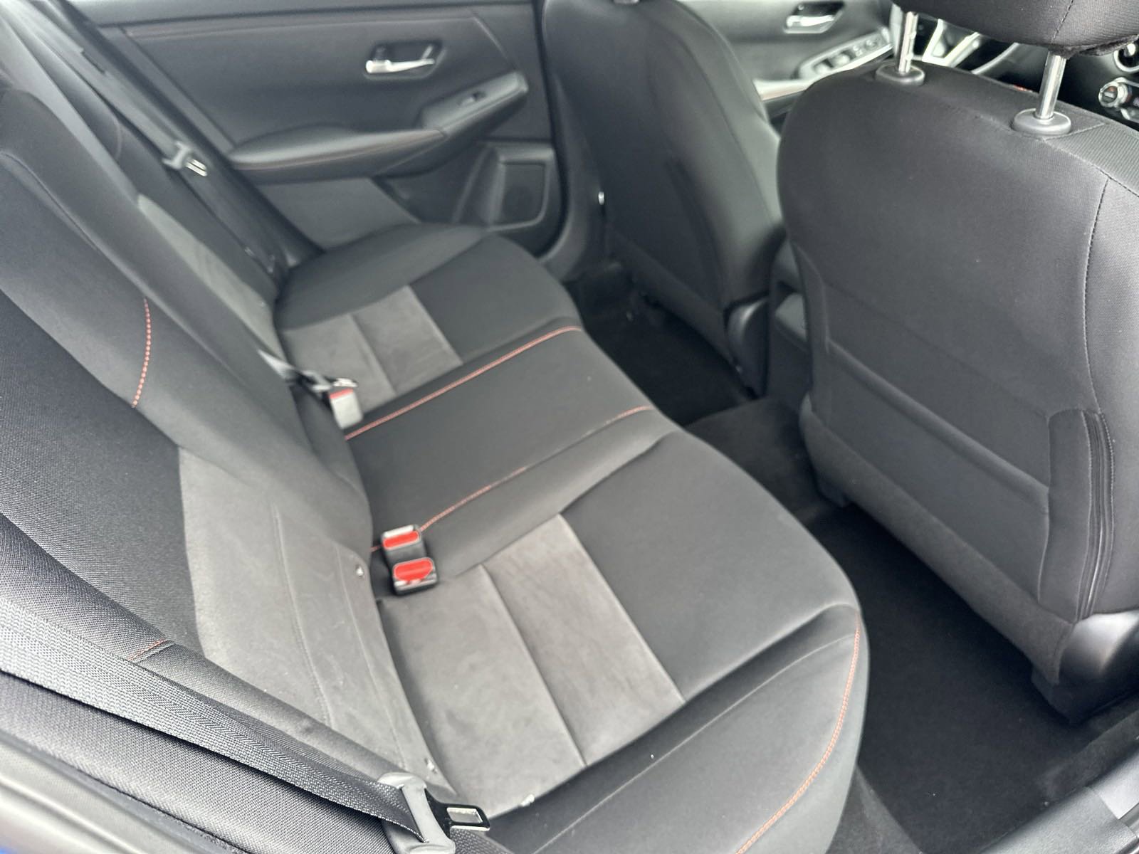 2025 Nissan Sentra SR photo 16
