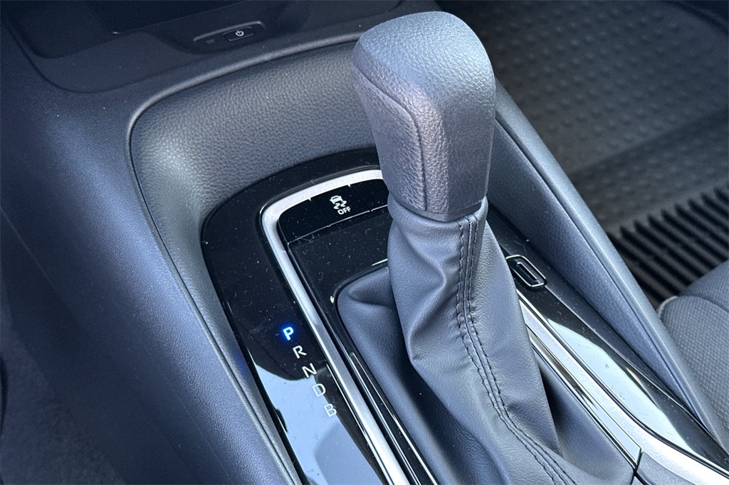 2025 Toyota Corolla LE photo 20