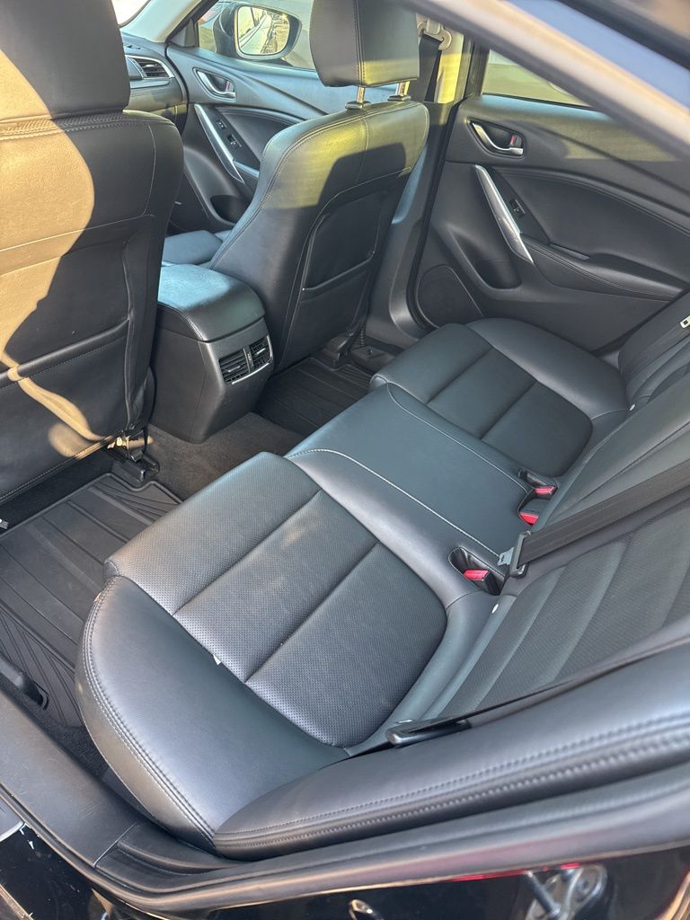 2016 Mazda Mazda6 Touring photo 25