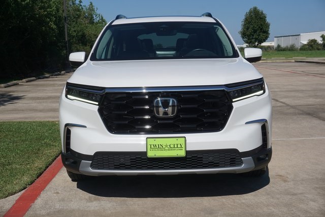 2024 Honda Pilot Elite photo 2