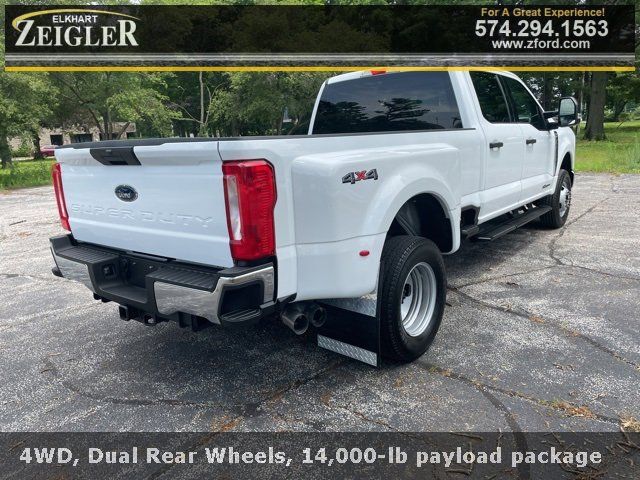 2024 Ford F-350 XLT photo 5