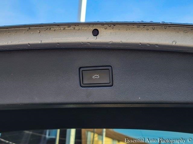 2022 VOLKSWAGEN TIGUAN - Image 27