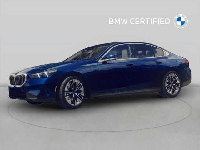 2024 BMW 5 Series 530i