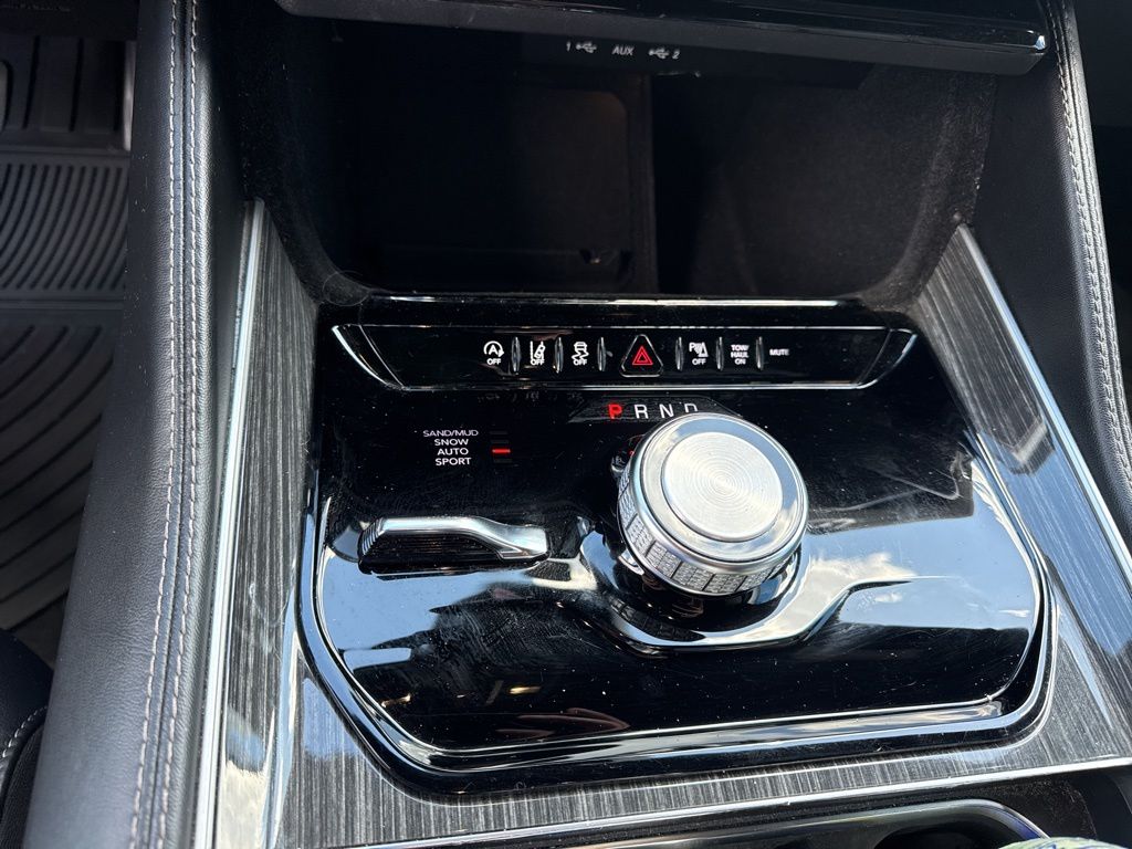 2022 Jeep Wagoneer Series II photo 11
