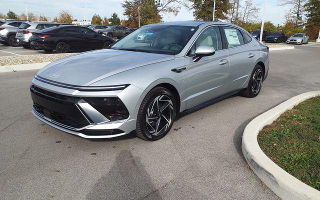 2026 Hyundai Sonata SEL Sport photo 2