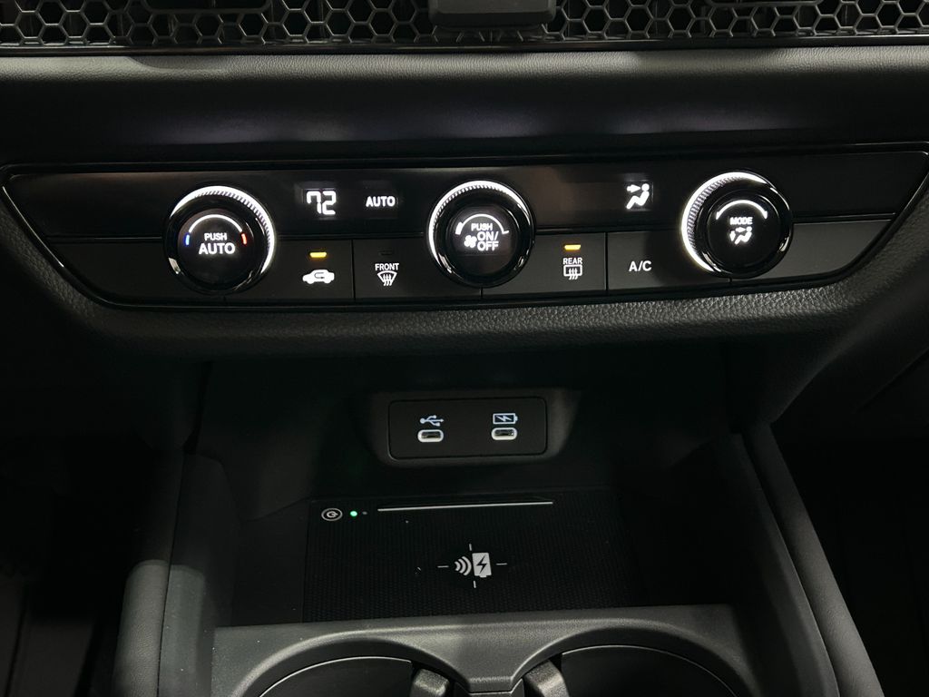 2026 Honda HR-V LX photo 17