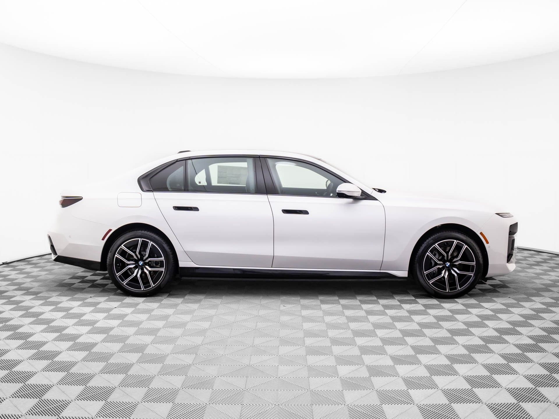 2025 Bmw i7 eDrive50 photo 4