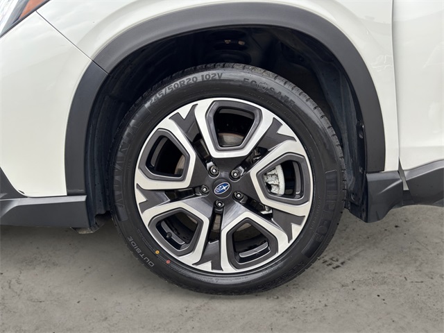 2023 Subaru Ascent Touring photo 13