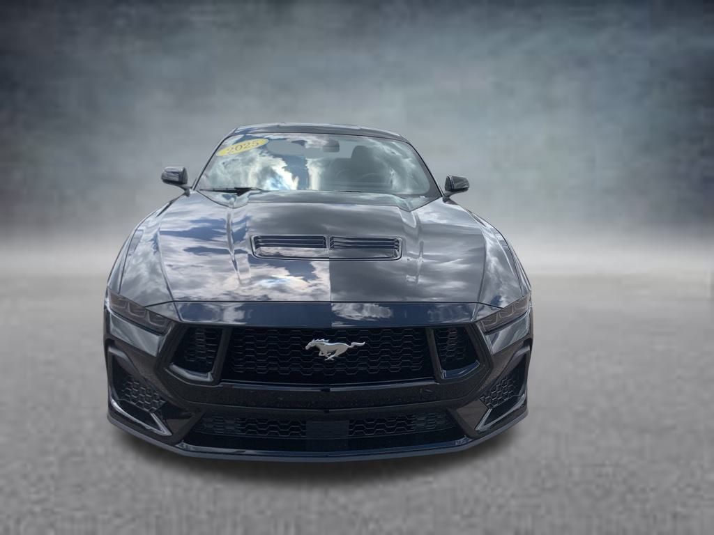 2025 Ford Mustang GT Premium photo 2