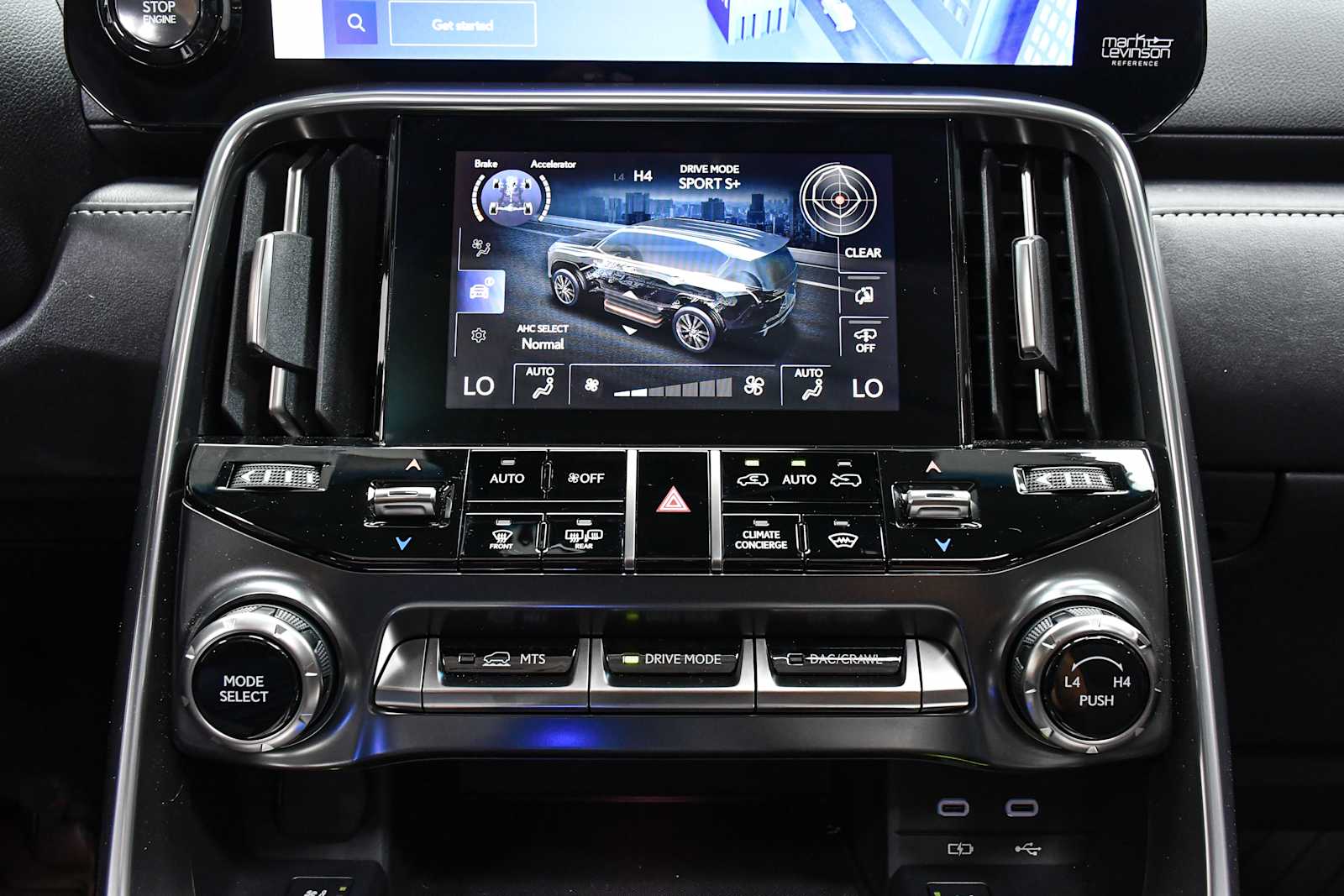 2025 Lexus LX 600 F SPORT photo 18