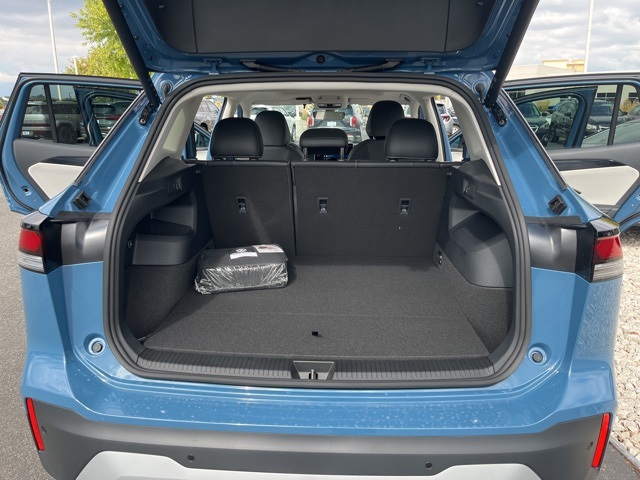 2025 Volkswagen Tiguan SE photo 19