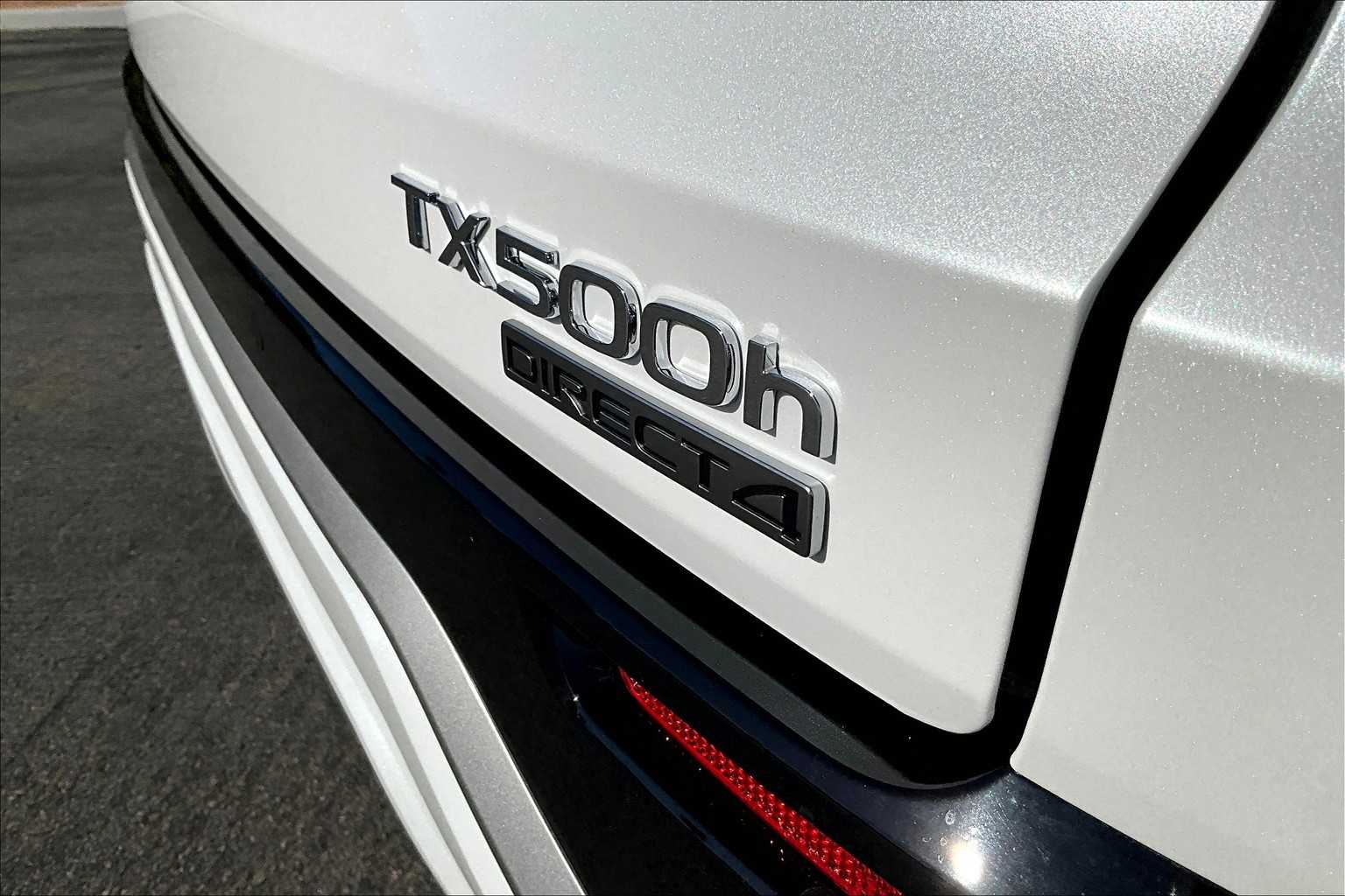 2026 Lexus TX 500h F SPORT Performance Premium photo 7
