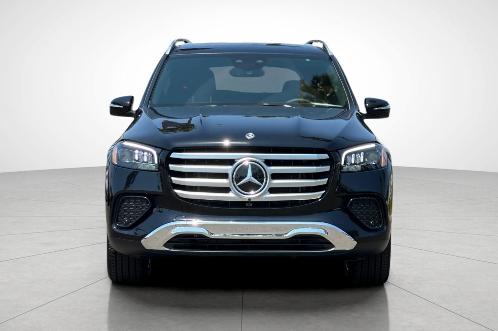 2025 Mercedes Benz GLS 450 4MATIC photo 8