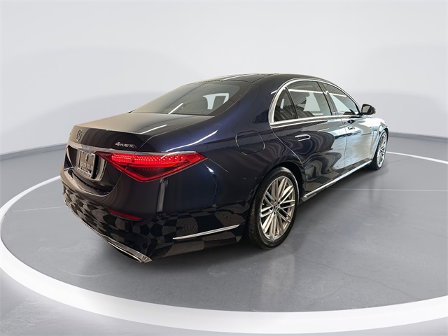 2023 Mercedes Benz S 580 4MATIC photo 4