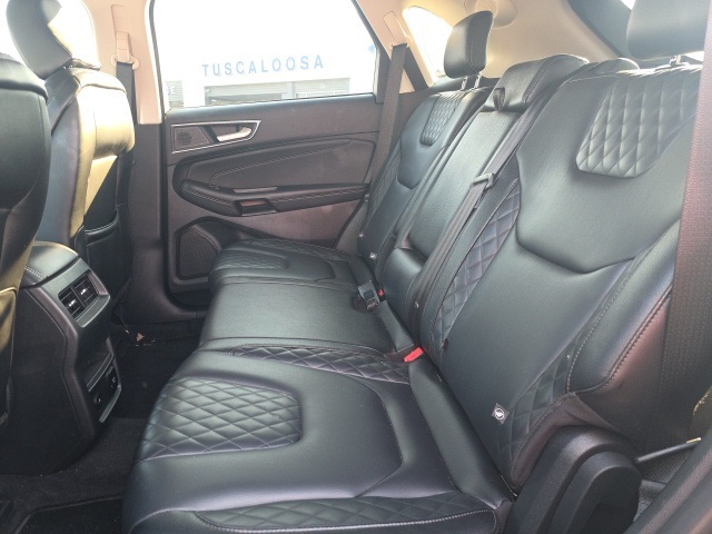 2024 Ford Edge Titanium photo 10