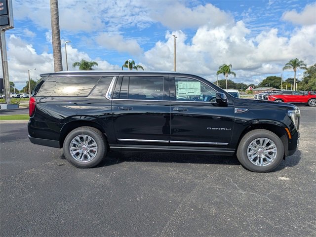 2025 Gmc Yukon XL Denali photo 3