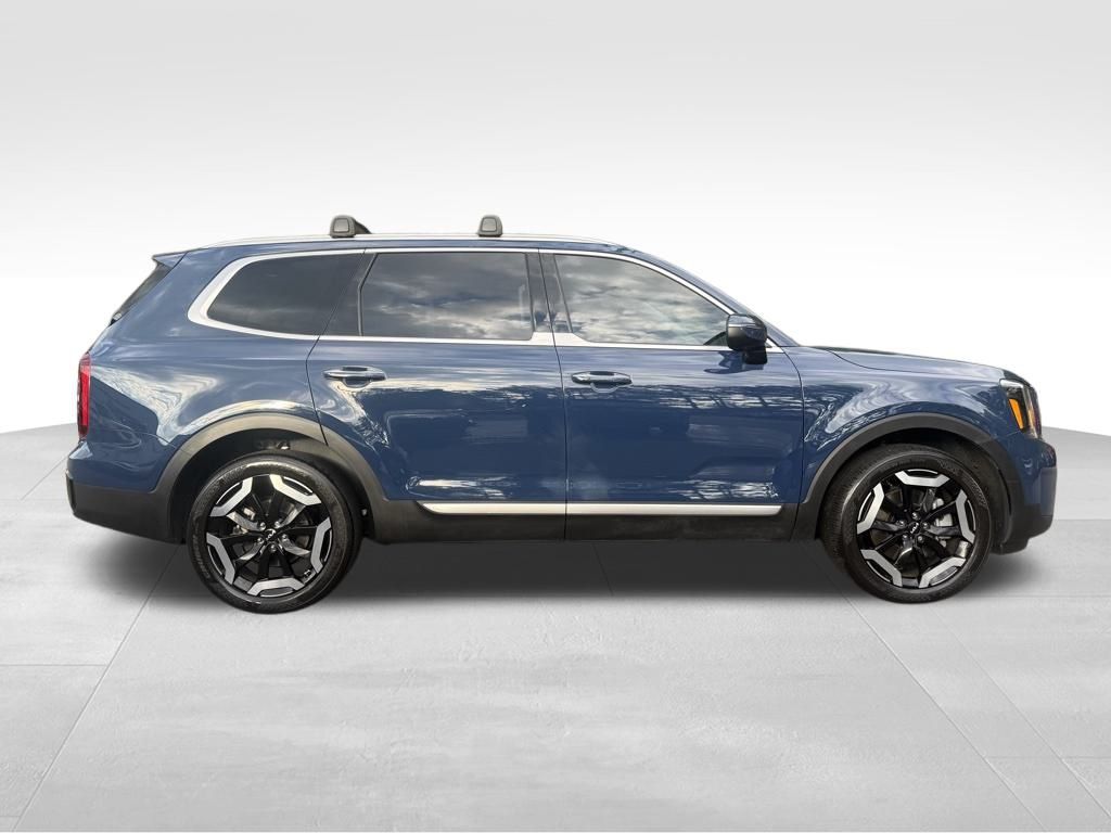 2024 Kia Telluride S photo 4