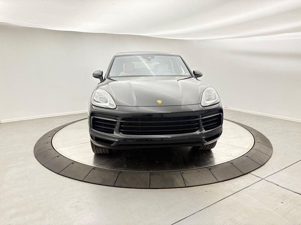 2022 Porsche Cayenne Base photo 9