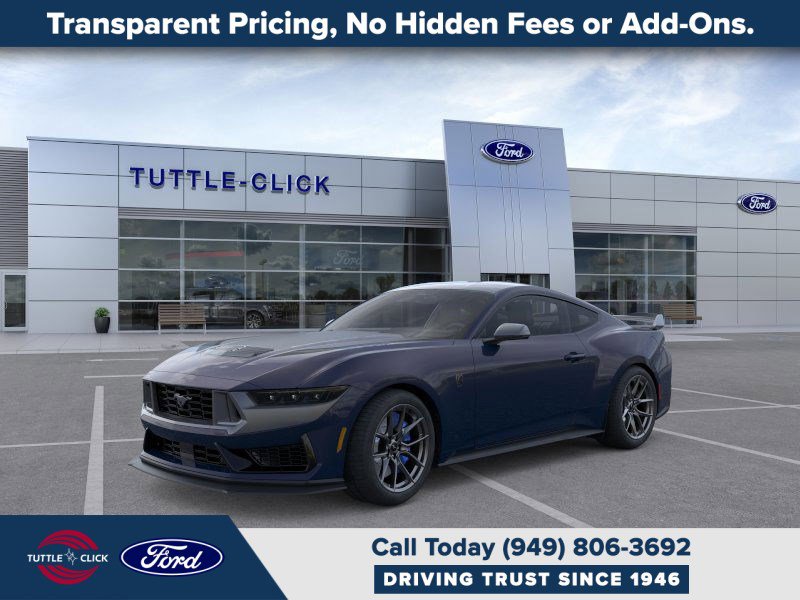 2025 Ford Mustang Dark Horse's photo