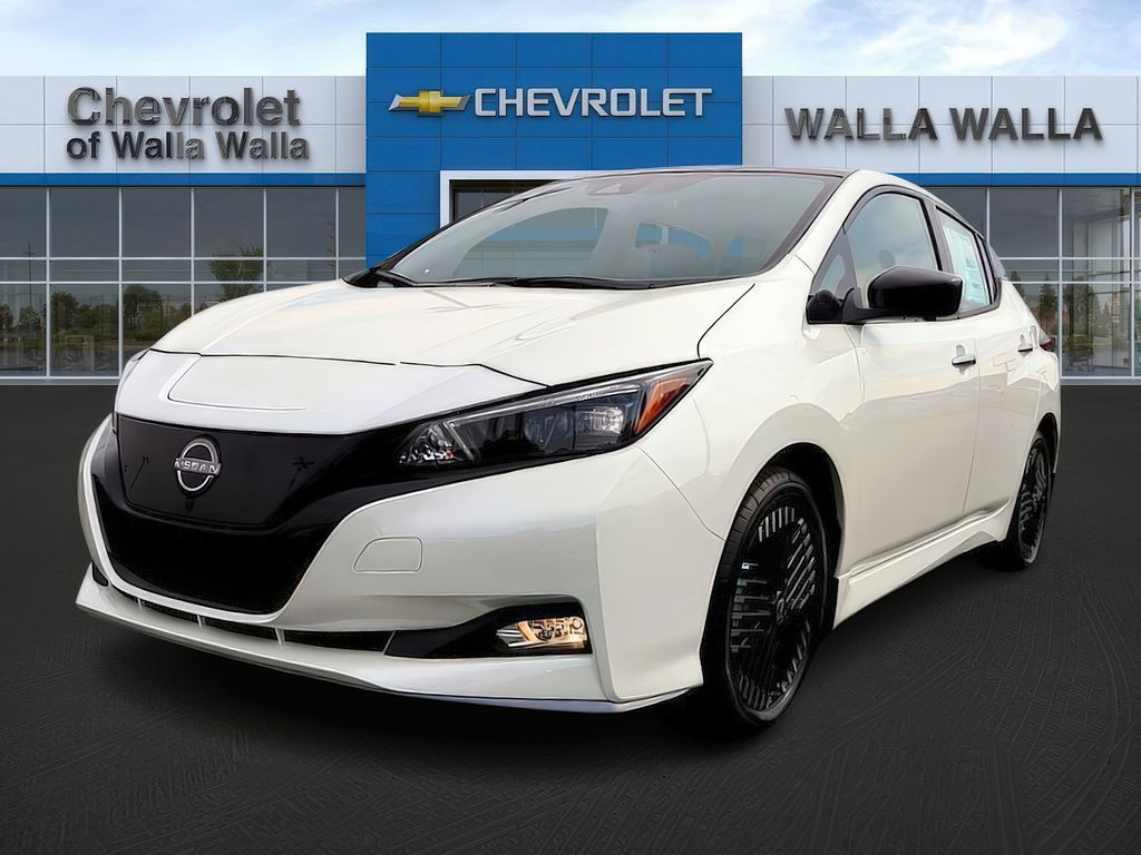 2025 Nissan Leaf SV Plus photo 3