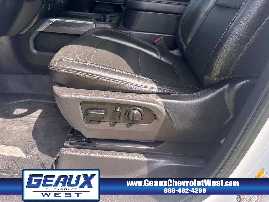 2019 Chevrolet Silverado 1500 LTZ photo 24