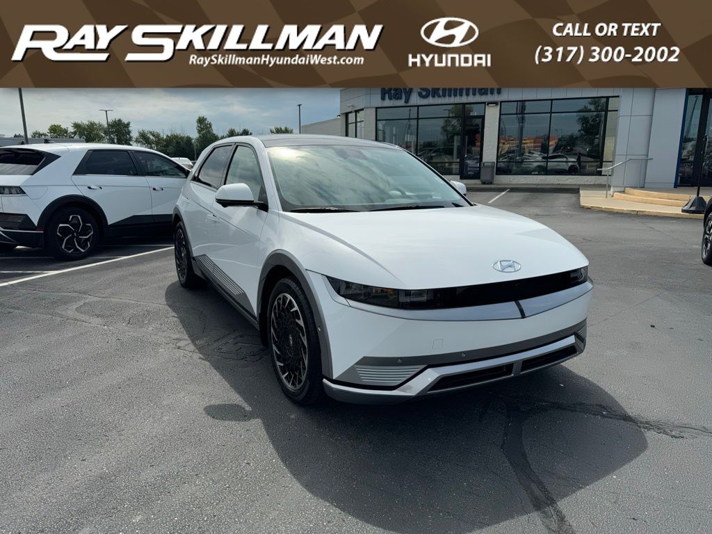 Used 2022 Hyundai IONIQ 5 Limited with VIN KM8KRDAF1NU079988 for sale in Avon, IN