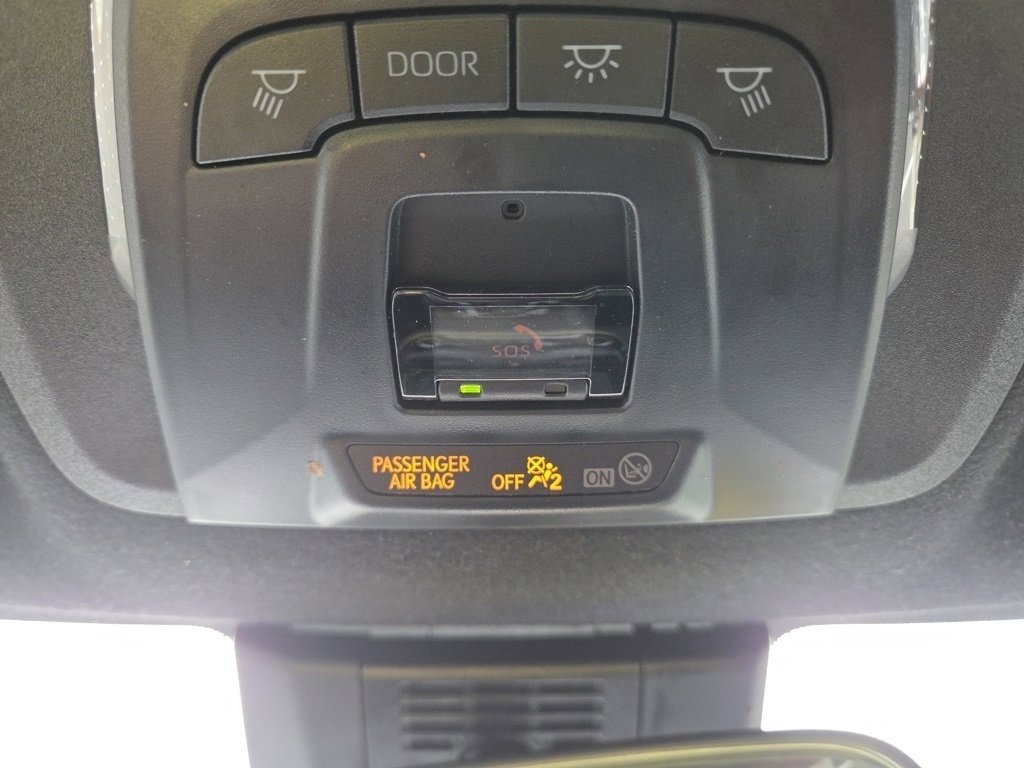 2023 Toyota Corolla SE photo 9
