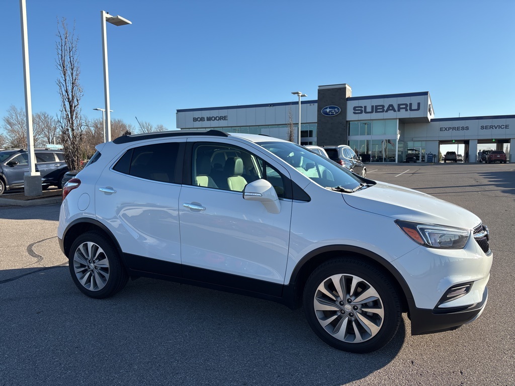 2019 Buick Encore Preferred's photo