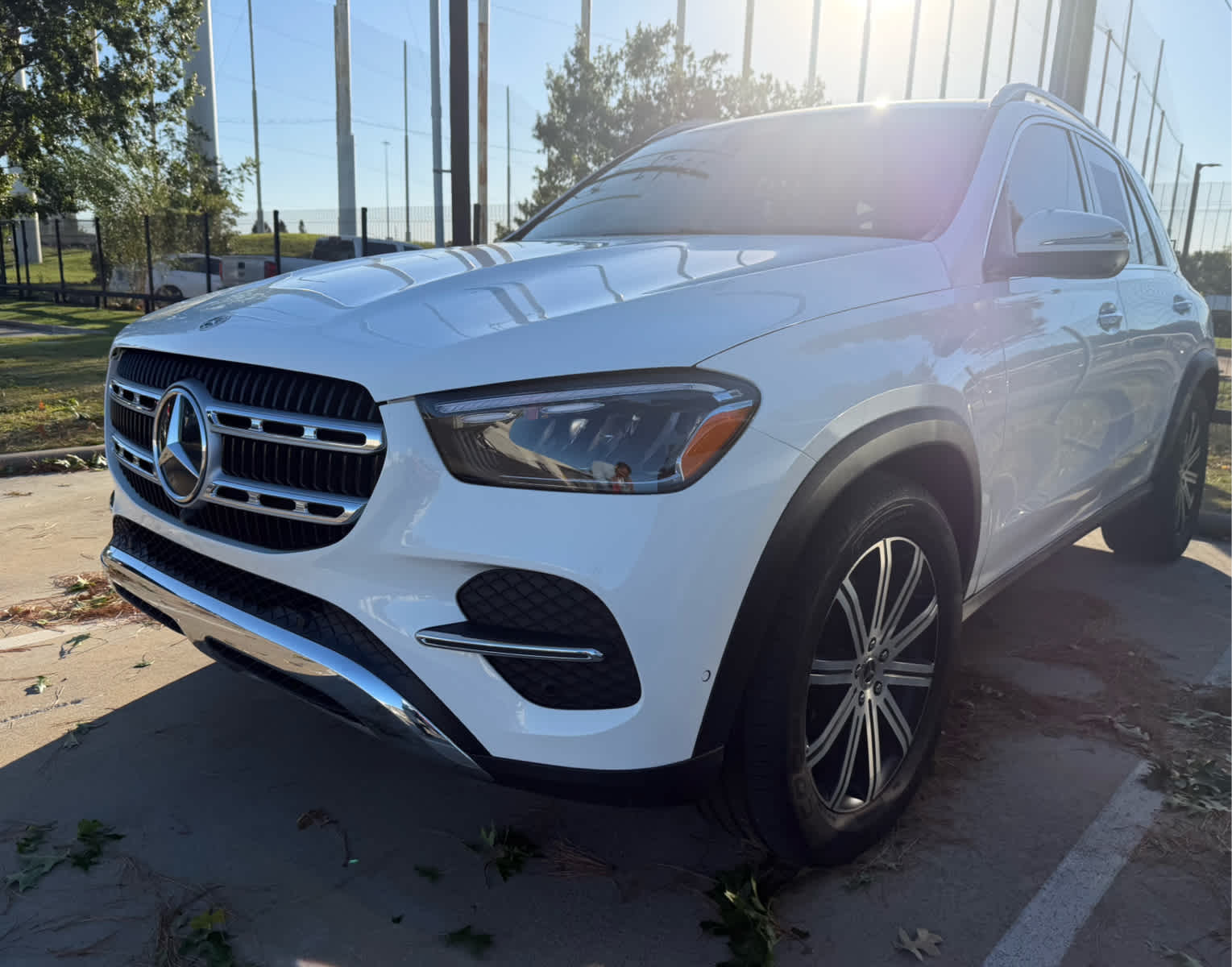 2025 Mercedes Benz GLE 350 4MATIC photo 2