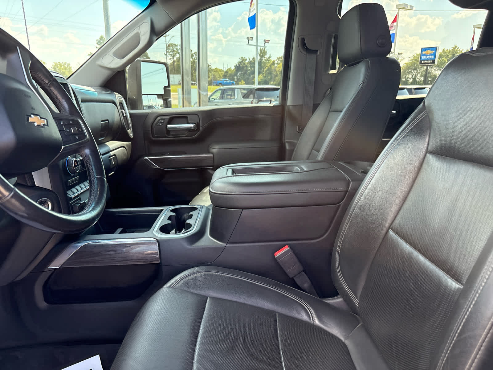2020 Chevrolet Silverado 2500HD LTZ photo 14