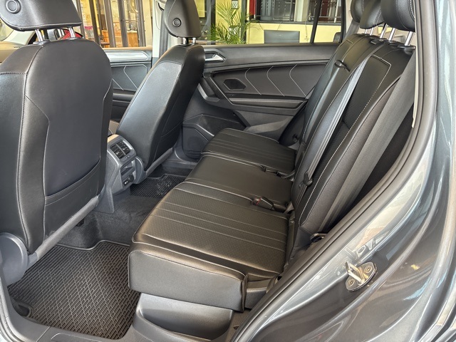 2022 Volkswagen Tiguan SE photo 4