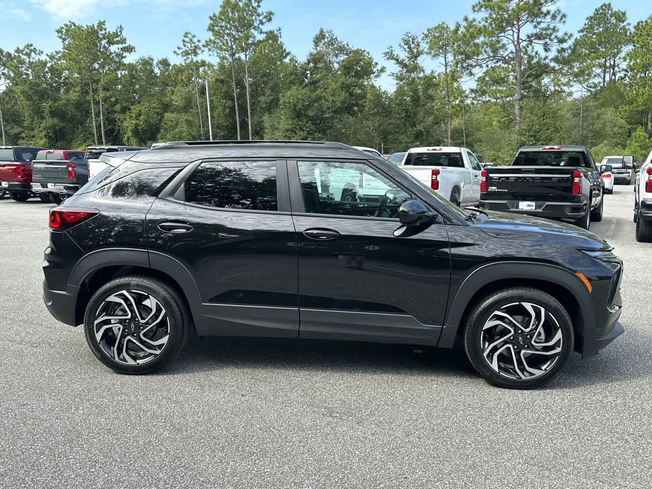 2026 Chevrolet Trailblazer RS photo 3