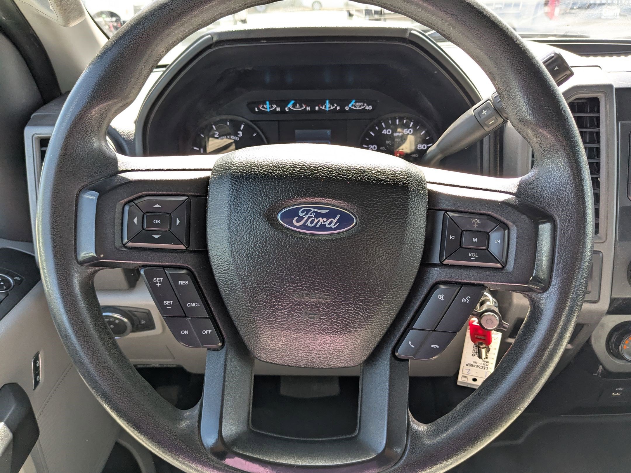 2020 Ford F-350 XL photo 12
