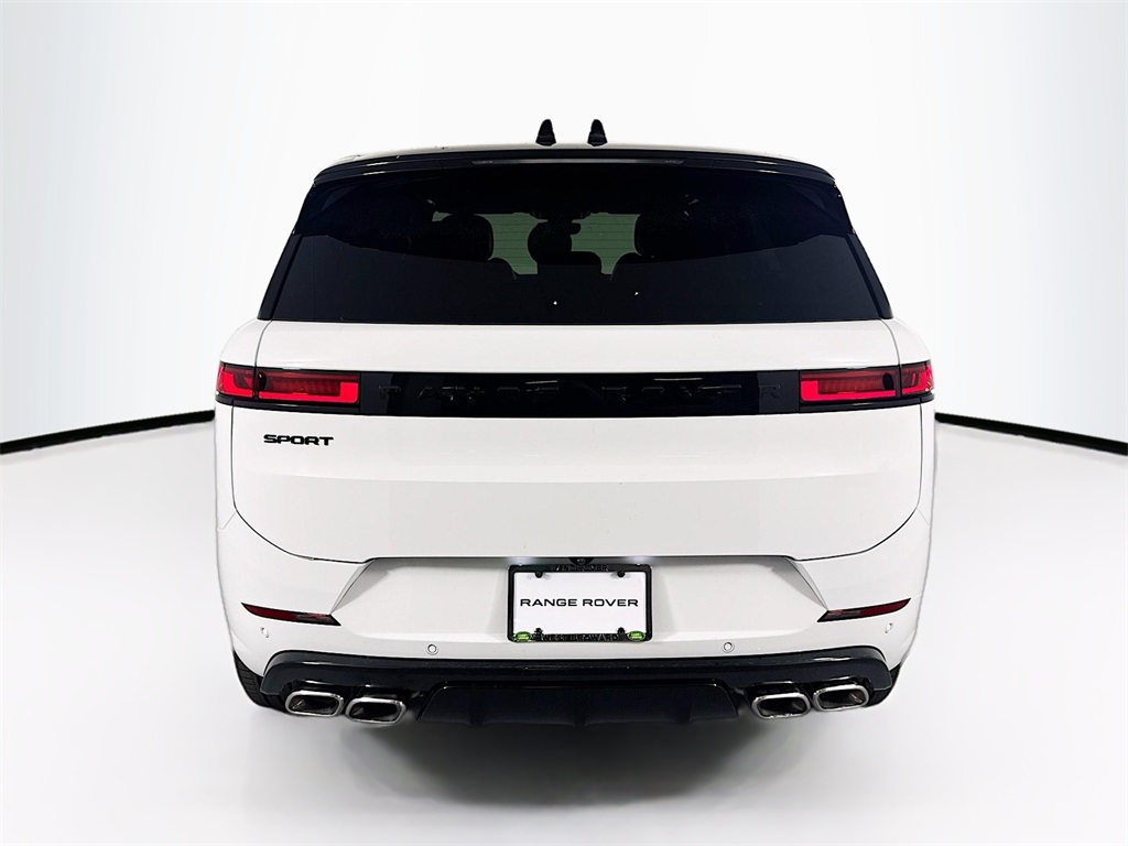 2025 Land Rover Range Rover Sport SE photo 6